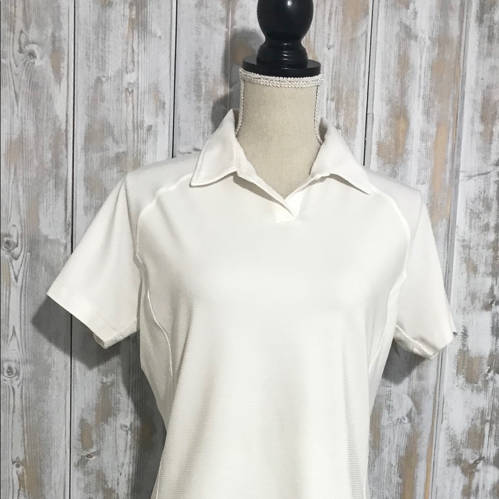 Nike Dri-Fit Golf Shirt in White EUC